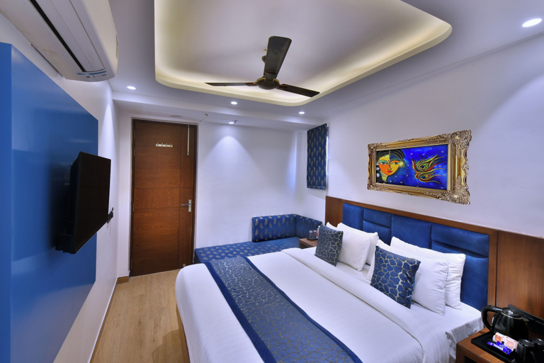 Room 4, Hotel Namaskar, Delhi