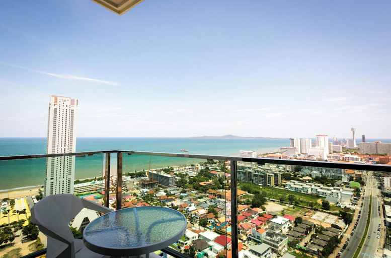 Property grounds 5, Dusit Grand Condo View by GV, Pattaya