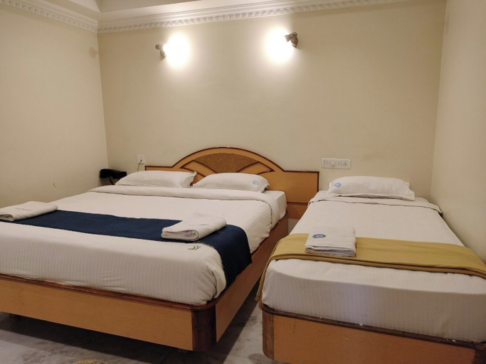 Room 4, Hotel Annamalai, Tiruchirappalli