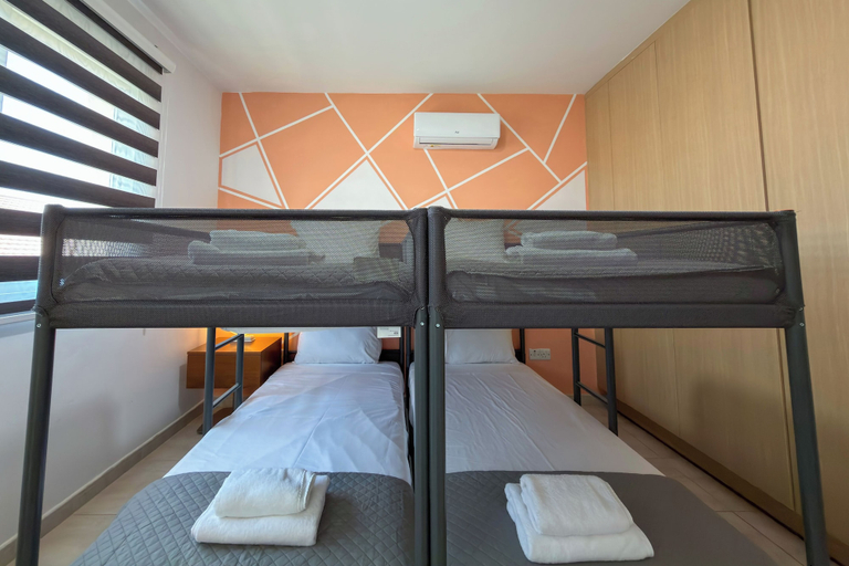 Room 4, Family Resort Apt with Pool Sleeps 6