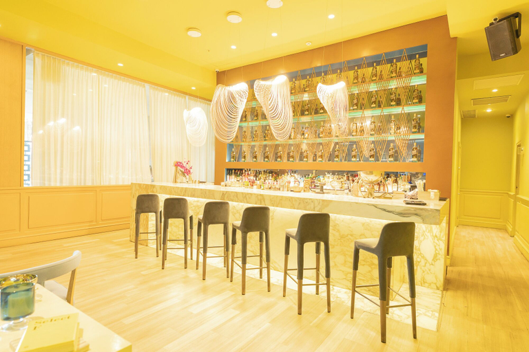 Bar (on property), Luma Rentals Apartments, Panamá