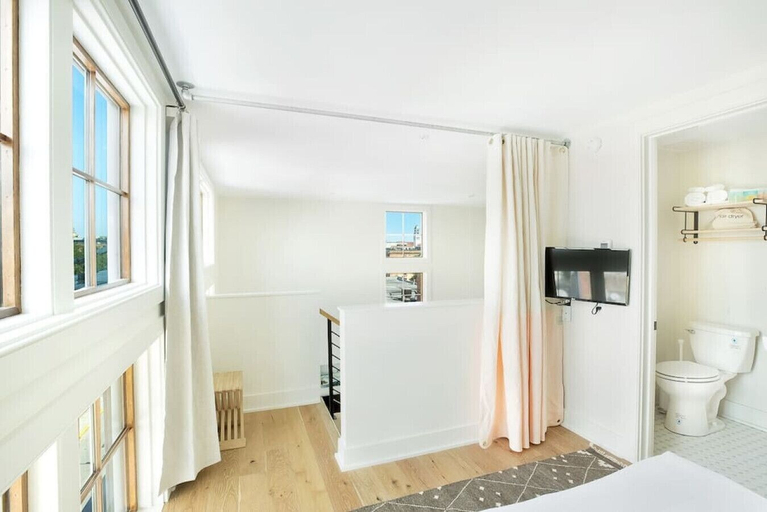 Room 3, The Windrose, Chatham