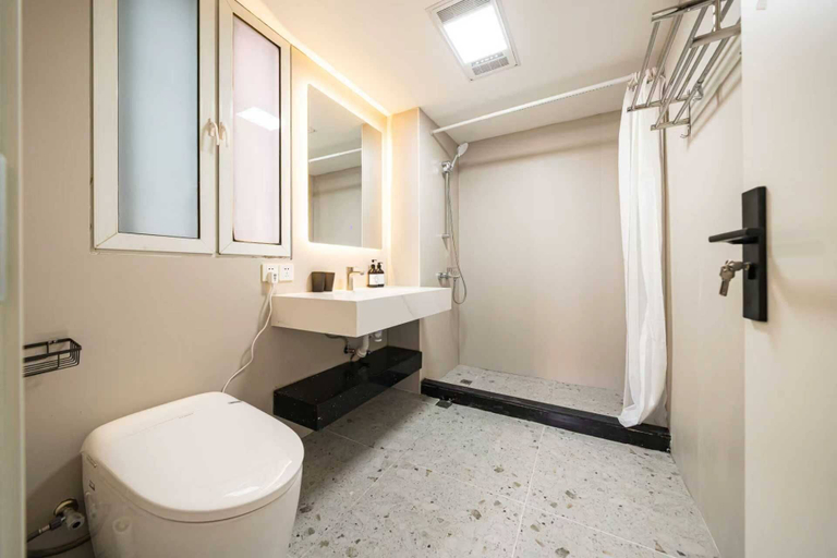 Bathroom 3, Shanghai Mayhome B&B, Shanghai