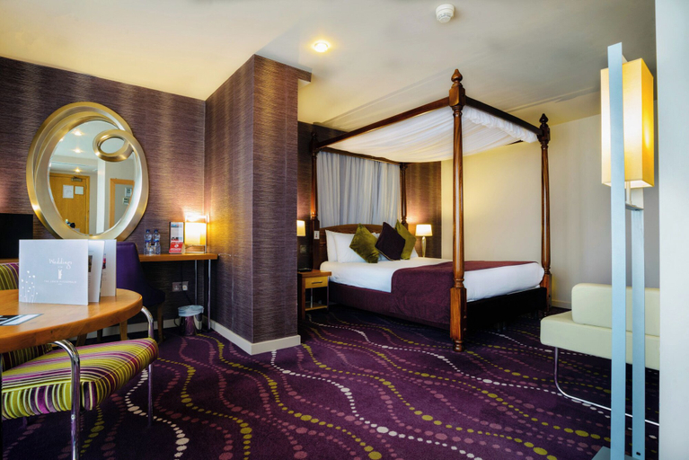 Bedroom 2, The Louis Fitzgerald Hotel, Dublin