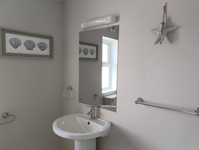 Bathroom 3, Holiday House Kilglass Enniscrone
