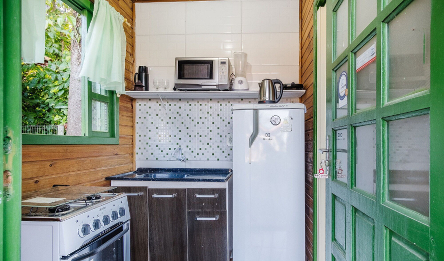 Private kitchen 4, Cozy Cabin in Praia do Rosa - Prj003, Imbituba