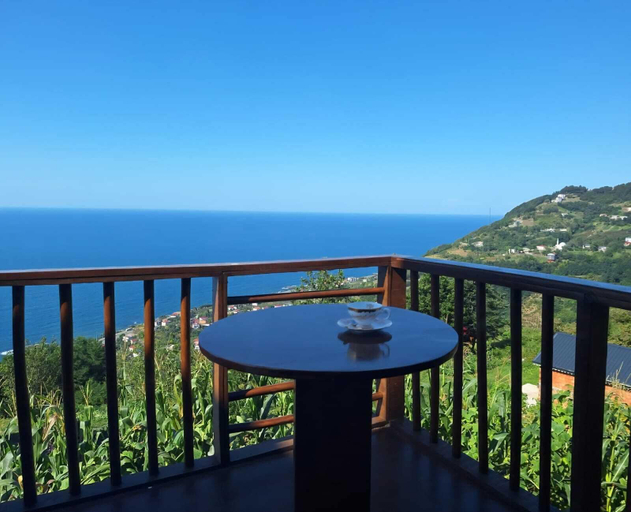 Outdoor dining, Iskofia Hotel & Bungalov Trabzon, Akçaabat