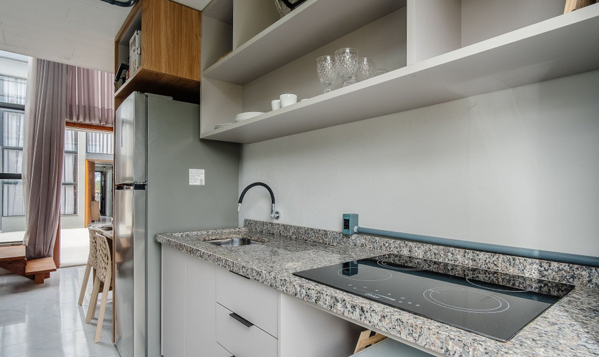 Private kitchen, Loft w/ Balcony 50m From the Beach Plo0004, Jaguaruna