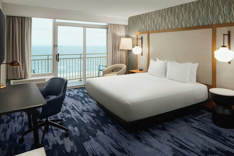 Bedroom 4, Fairfield Inn & Suites by Marriott Virginia Beach Oceanfront, Virginia Beach