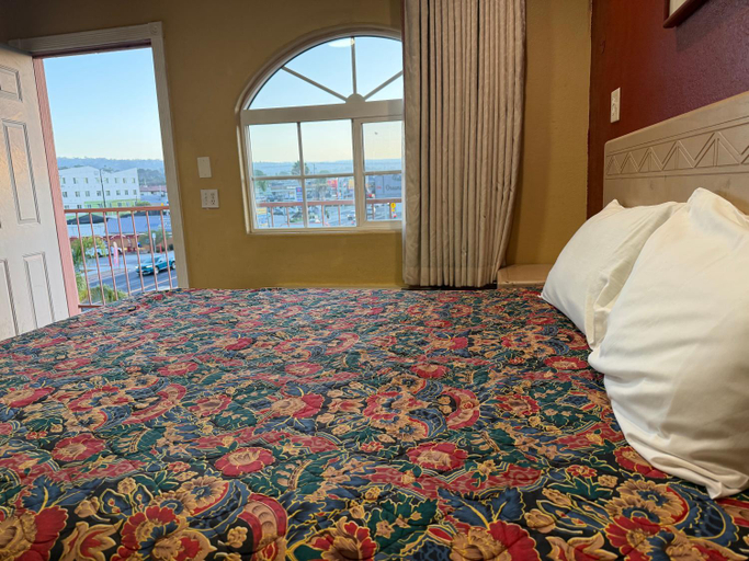 Bedroom 5, Horizon Inn Motel, Los Angeles