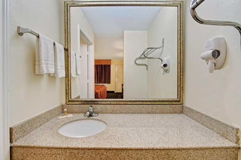 Bathroom 3, Day Star Dallas, Dallas