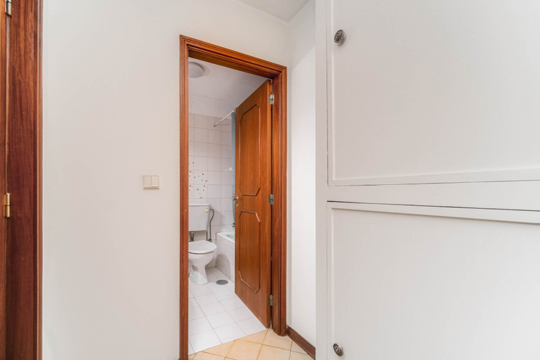 Room 5, Nomad s Easy Stay - 1bed Sunrise Cedofeita, Porto