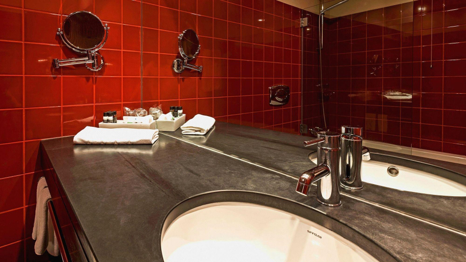 Bathroom 4, Douro Palace Hotel Resort & SPA, Baião