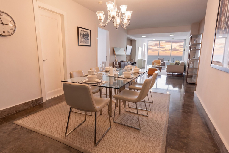 Dining 3, Luma Rentals Apartments, Panamá