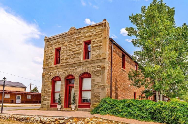 Exterior, The Wildflower Hotel, Custer