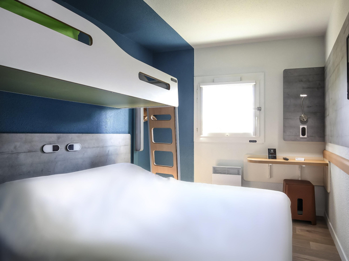 Bedroom 4, Ibis Budget Abbeville, Somme