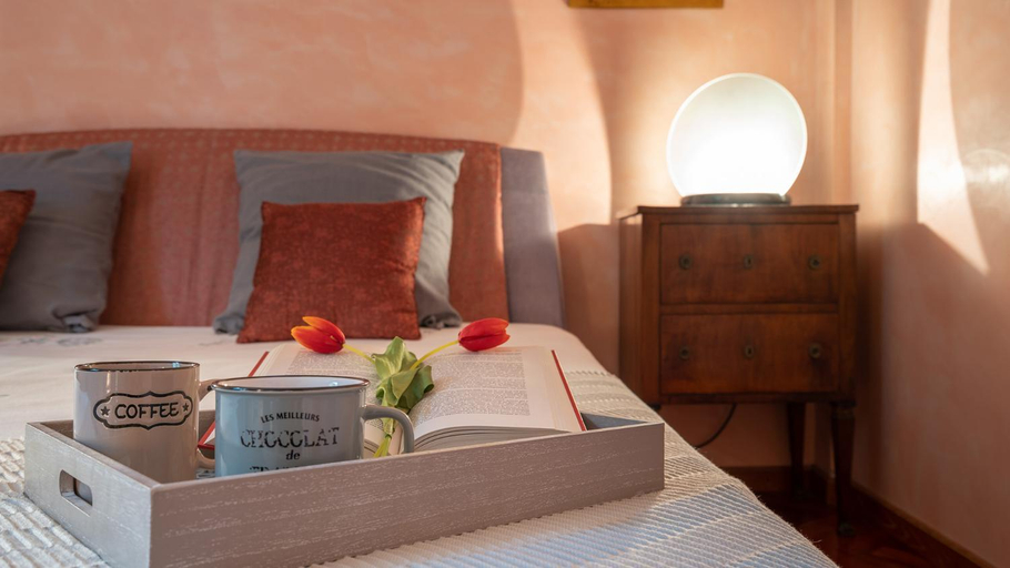 Bedroom 3, VILLA GABRI 8, Emma Villas, Lucca