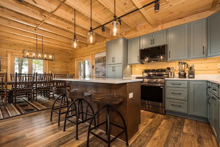 Food & Drinks, Longview Lodge by Taylor Made Deep Creek, Garrett
