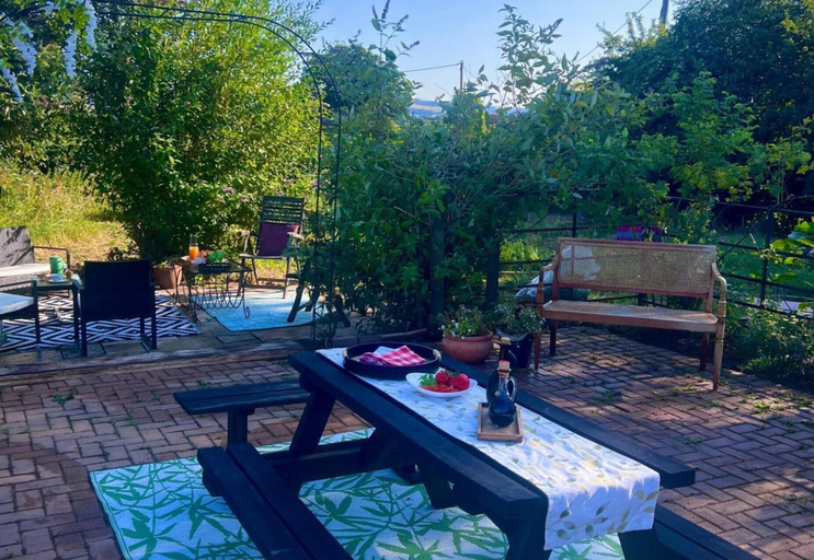 Outdoor dining, Beautiful Rural Dorset Cottage Escape - Sleeps 8, Dorset