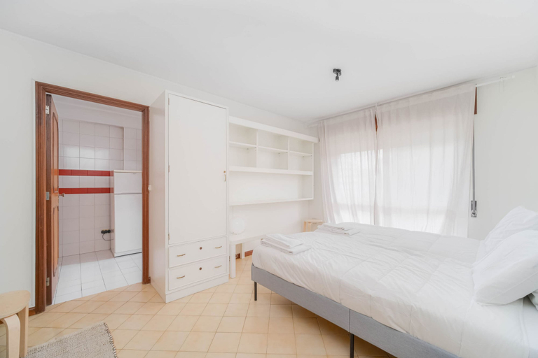 Room 4, Nomad s Easy Stay - 1bed Sunrise Cedofeita, Porto
