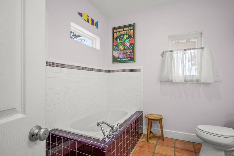 Room 5, Amazing Beach Views Boardwalk to Beach Shared Pool, Nueces