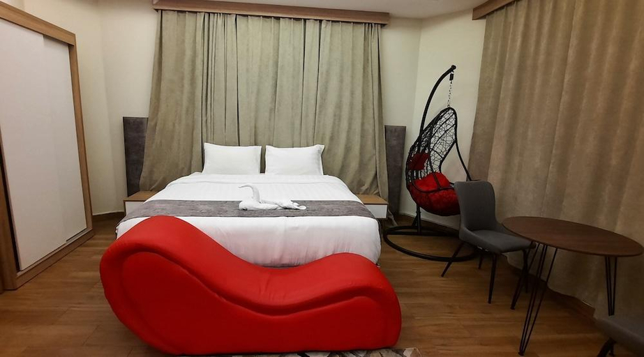 Bedroom 4, Golden Tulip Abha