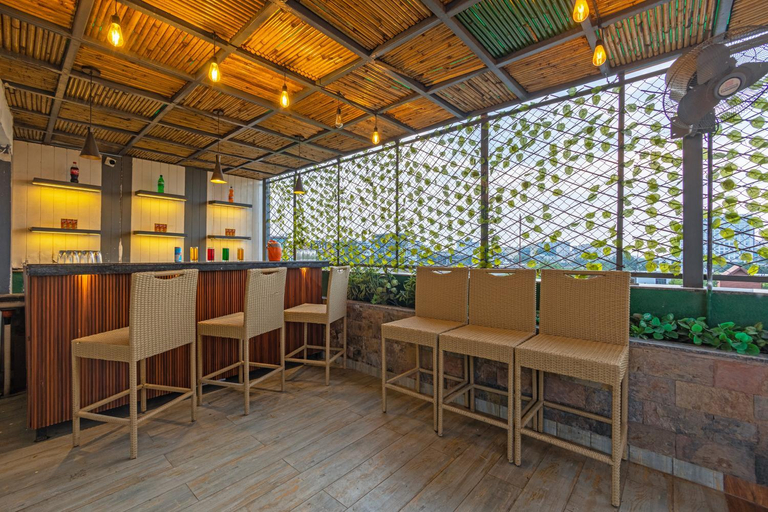 Food & Drinks 4, Hotel Haris MG Road, Gurgaon