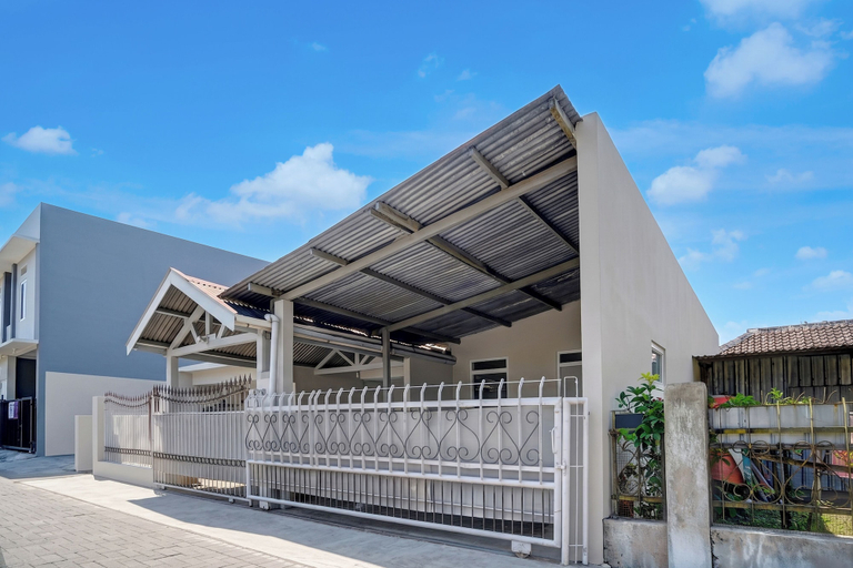 Front of property 5, OYO 95235 Griya Manisa Homestay Syariah, Malang