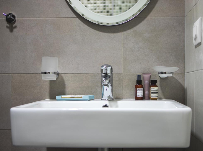 Bathroom 4, Almyrida Village & Waterpark Hotel, Crete