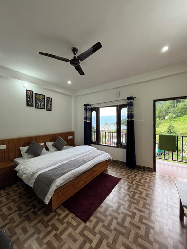 Bedroom 3, Snow Mount View, Chamba
