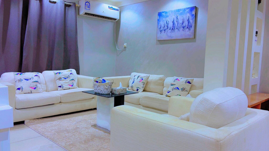Living area 5, London Hotel Apartments
