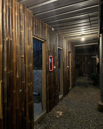 Interior, Cozzy Valley Rahong, Bandung