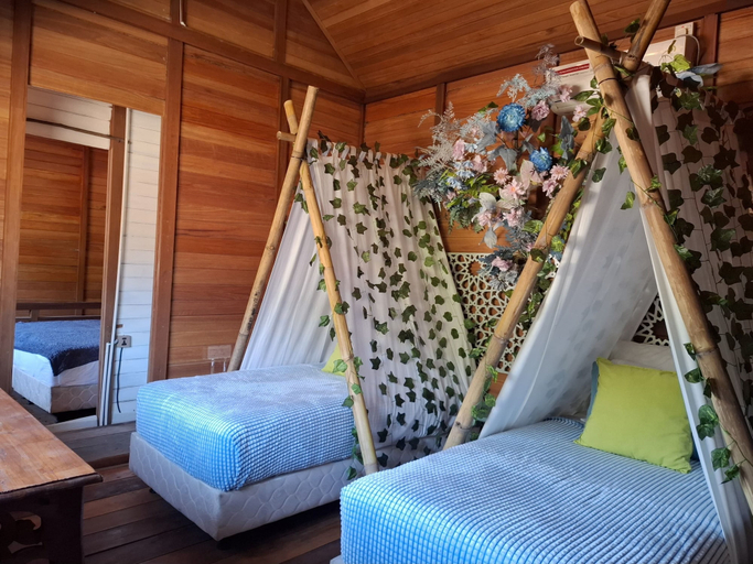 Bedroom 4, Bleu Verde i am colors, Lombok