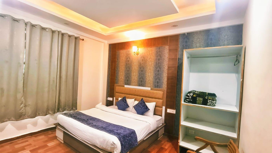 Bedroom 2, Apple Inn, Shimla