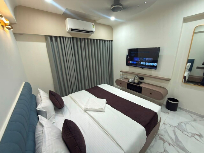Room 2, Hotel Yagnik Inn Rajkot, Rajkot