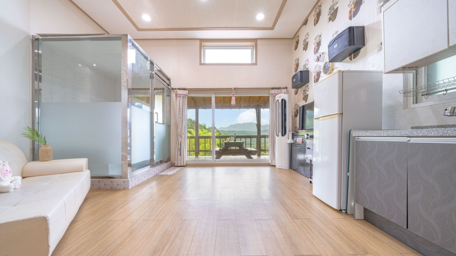Others 5, Gapyeong Art Pension, Gapyeong