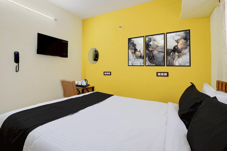 Room 5, Classic With City View Airport Stay, Bangalore Rural