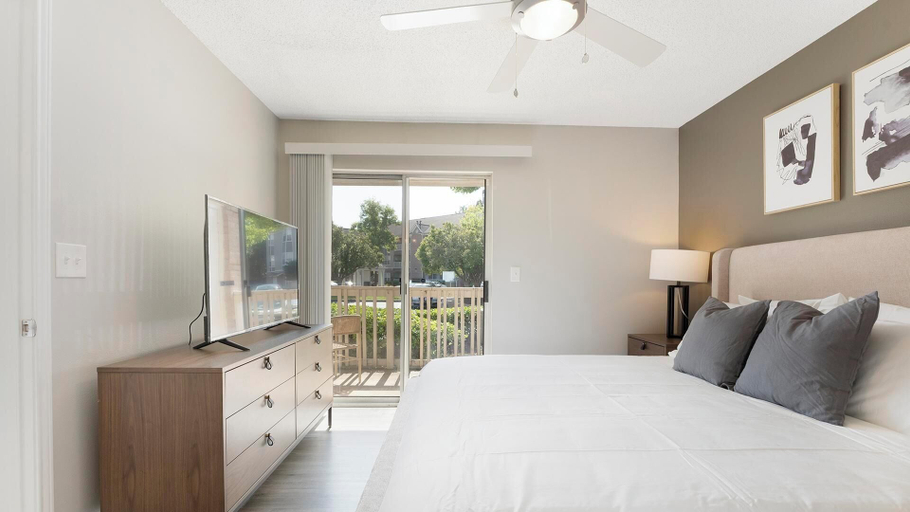 Interior 3, Landing Amazing 1bd, Pool, Houston