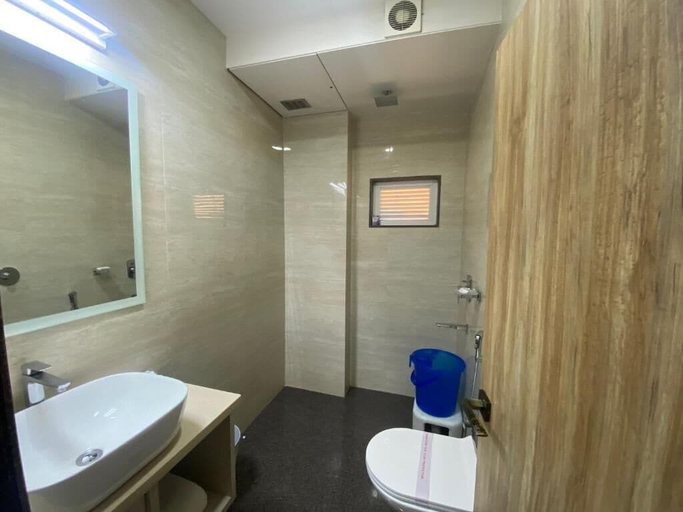 Bathroom, HOTEL SAGAR PURE VEG, Kamrup Metropolitan