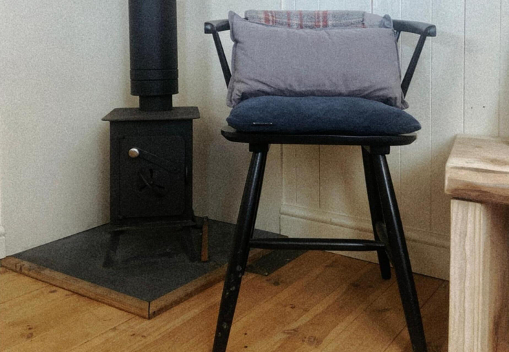 Interior 2, Pet Friendly Shepherd's Hut, Sleeps 2 With Hot Tub, Somerset