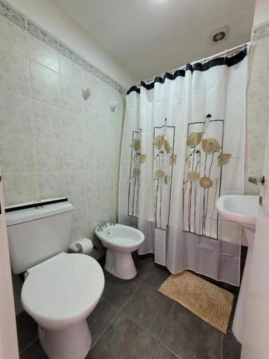 Bathroom, Yaganes Apartamentos, Ushuaia