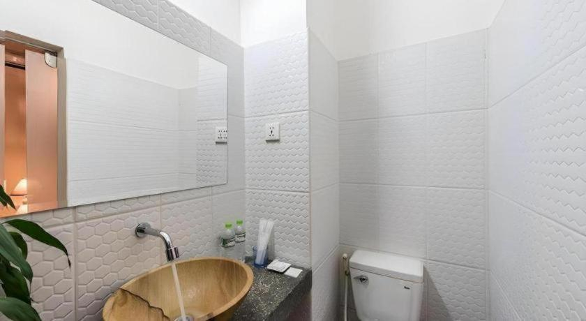 Bathroom, Lemongrass & Ginger Hotel, Siem Reap