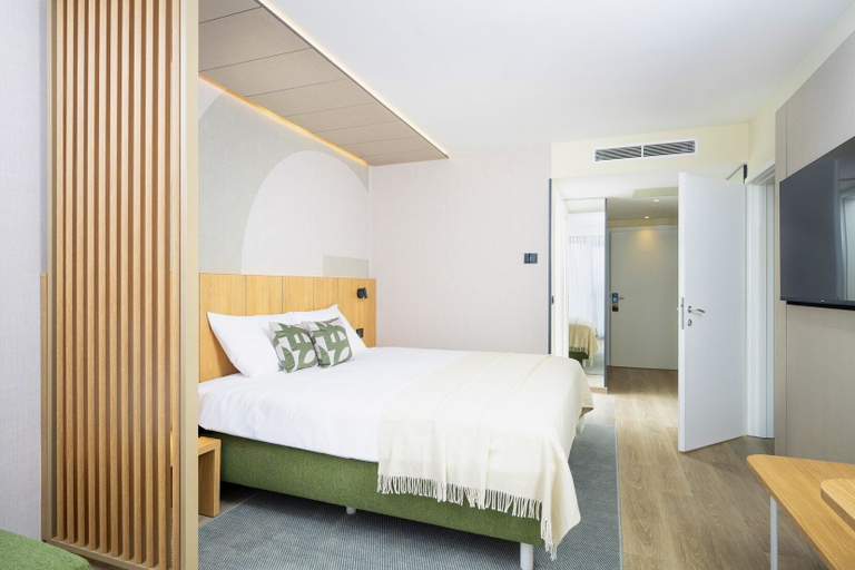 Bedroom 3, Hotel Garden Istra Plava Laguna, Umag