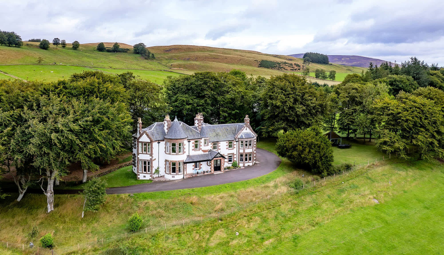 Room 1, Kinclune House Luxury Estate Mansion Angus Glens, Angus