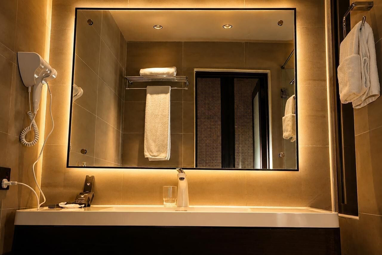 Bathroom, Grand Unicorn Club, Islamabad