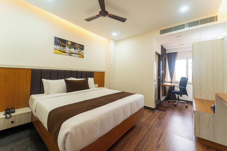 Room 3, Zipp Lite Ballari Leela Hotel & Banquets, Bellary