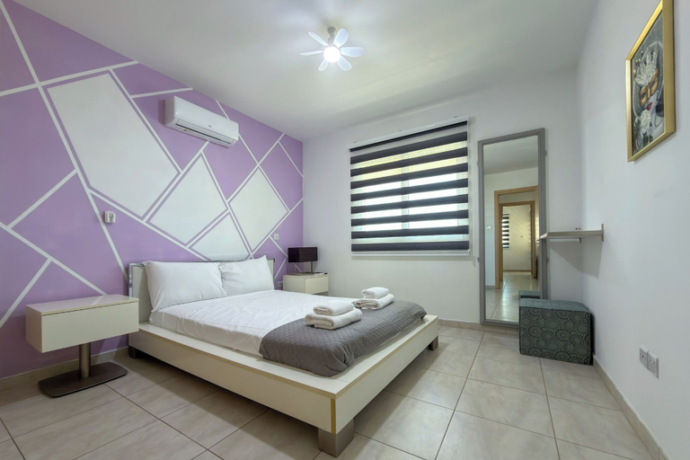 Room 2, Family Resort Apt with Pool Sleeps 6