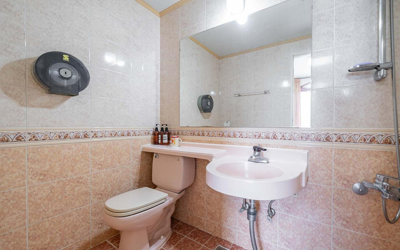Bathroom, Gangneung (Jeongdongjin) Phoenix, Gangneung