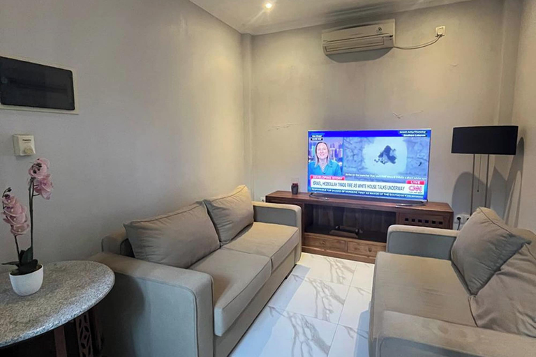 Living area 4, Graca Residence, Badung