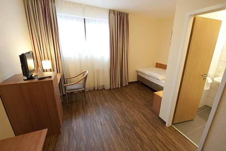 Room 5, OIL INN, Minden-Lübbecke